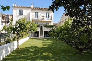 Immeuble  895000 €