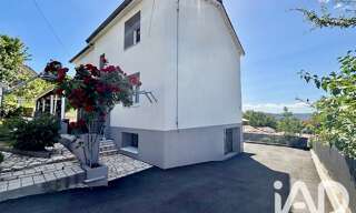 Maison 7 Pièces 140 m² à vendre à Le Chambon-Feugerolles (42500)