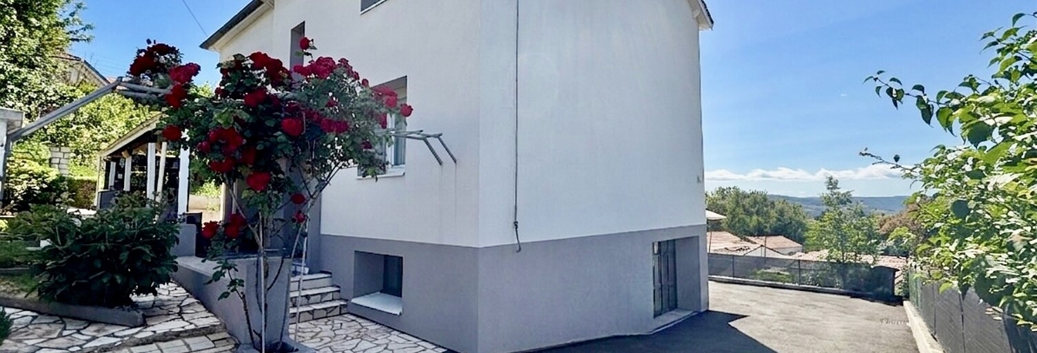 Maison 7 Pièces 140 m² à vendre à Le Chambon-Feugerolles (42500)