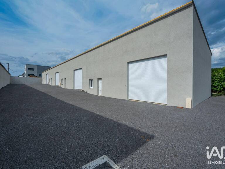 Location Local d'activités 100 m&sup2; — photo 1
