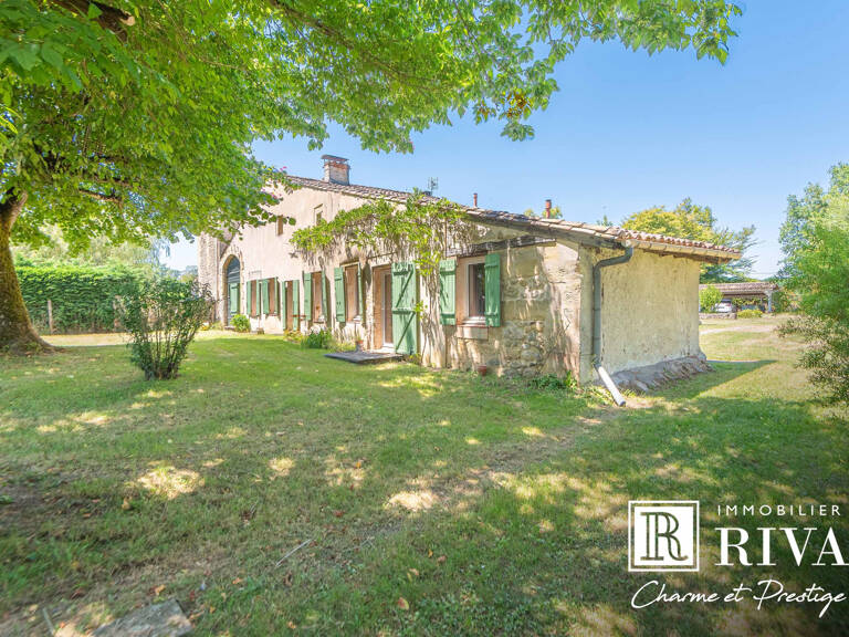 MAISON XVIo - 270 M2 - 5 CHAMBRES — photo 1