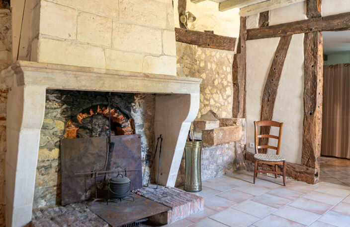 MAISON XVIo - 270 M2 - 5 CHAMBRES — photo 4