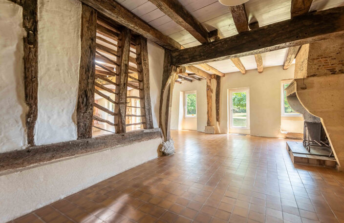 MAISON XVIo - 270 M2 - 5 CHAMBRES — photo 5