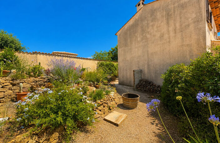 Maison mitoyenne d'environ 111m2 à Sainte-Maxime. — photo 2