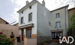 Maison 7 Pièces 215 m² à vendre à Tours-sur-Meymont (63590)