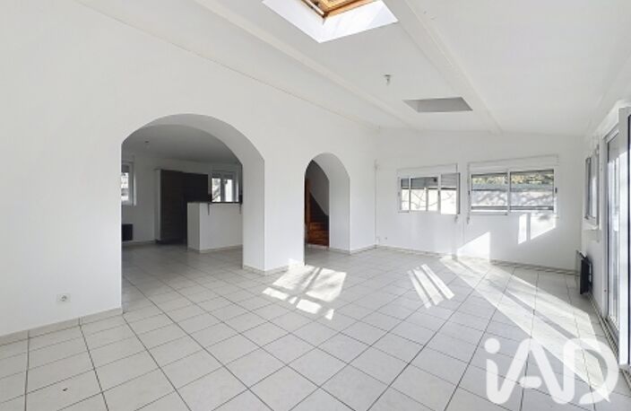 Vente Maison/villa 5 pièces — photo 2