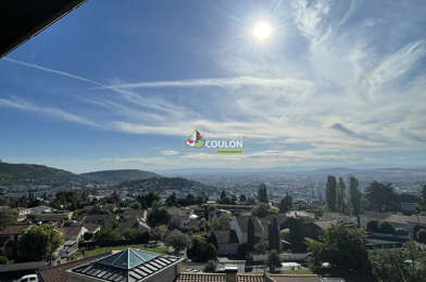 Appartement 3 pièces 830 €