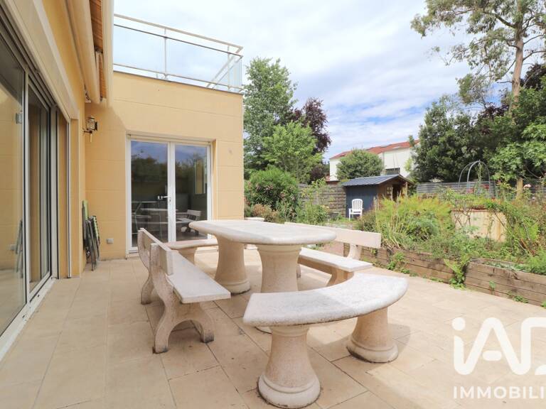 Vente Maison/villa 8 pièces — photo 1