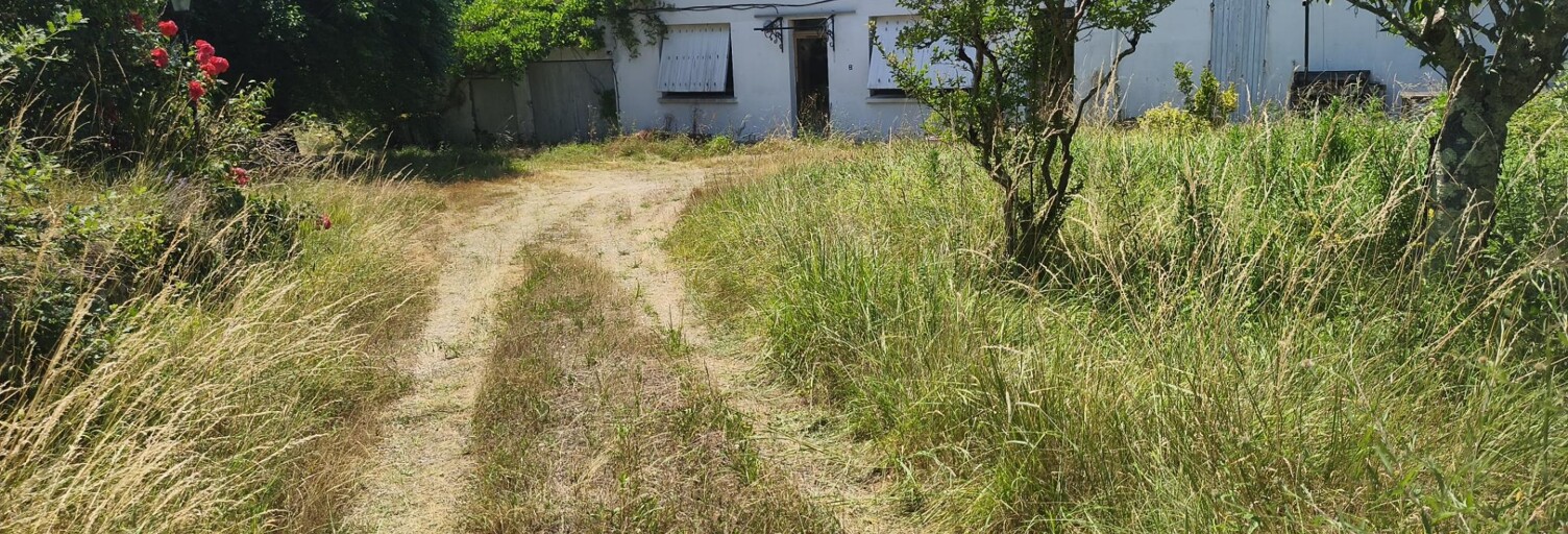 Maison 8 Pièces 221 m² à vendre à Saint-Martin-du-Puy (33540)