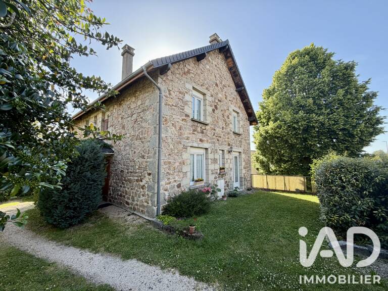 Vente Maison/villa 9 pièces — photo 1