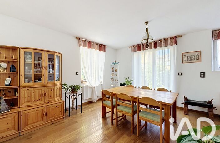 Vente Maison/villa 9 pièces — photo 3