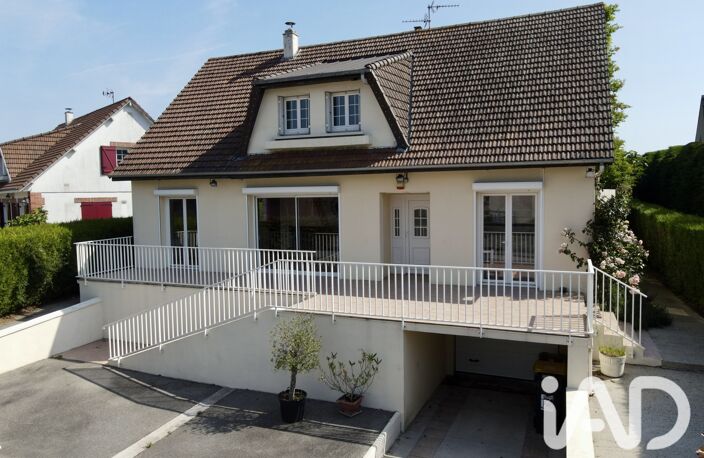 Vente Maison/villa 7 pièces — photo 2