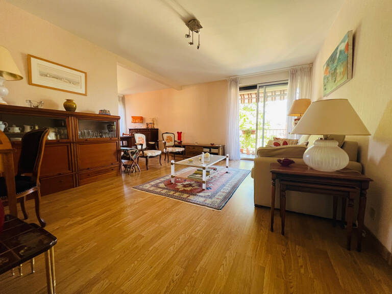 Appartement T2/3 lumineux avec terrasse et parking , quartie — photo 1