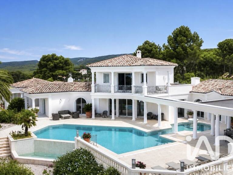 Vente Maison/villa 8 pièces — photo 1