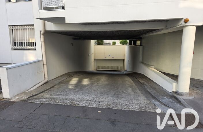 Vente Parking 14 m&sup2; — photo 2