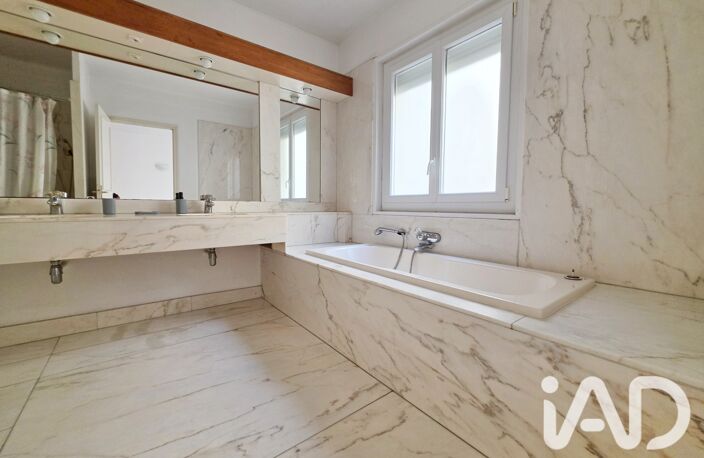 Vente Immeuble 260 m&sup2; — photo 2