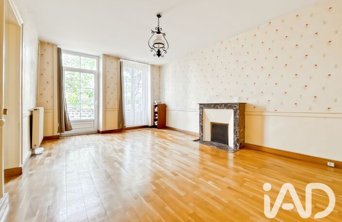 Vente Maison de ville 8 pièces — photo 2