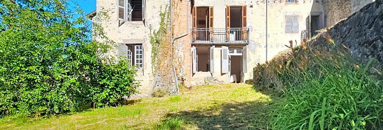 Maison 7 Pièces 185 m² à vendre à Ferrières-sur-Sichon (03250)