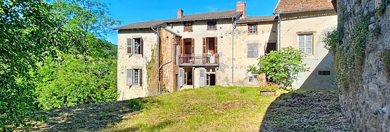 Maison 9 Pièces 260 m² à vendre à Ferrières-sur-Sichon (03250)