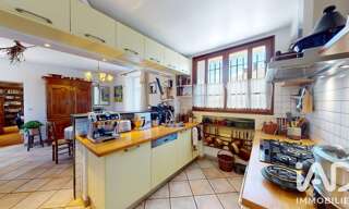 Maison 7 Pièces 190 m² à vendre à Vaux-le-Pénil (77000)
