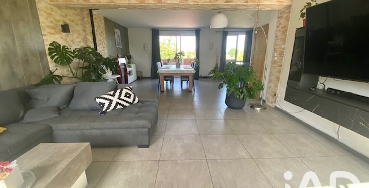 Vente Maison/villa 10 pièces — photo 1