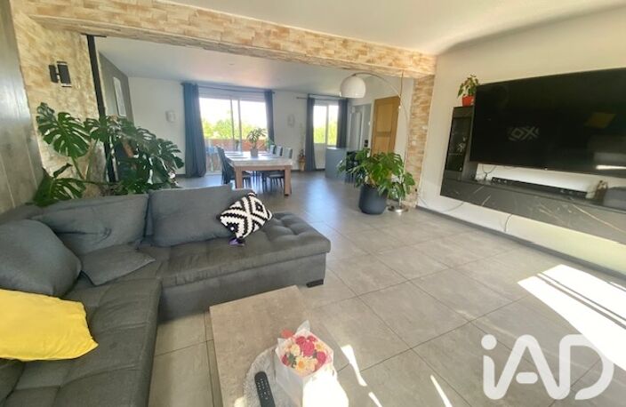 Vente Maison/villa 10 pièces — photo 2
