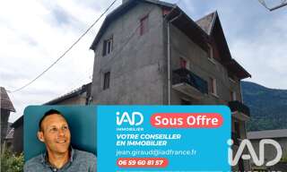 Immeuble  186 m² à vendre à Saint-Étienne-de-Cuines (73130)