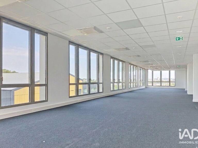 Location Bureaux 270 m&sup2; — photo 1