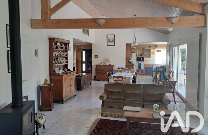 Vente Maison/villa 6 pièces — photo 2