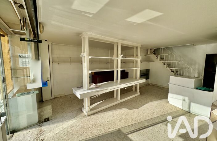 Vente Boutique/Local commercial 71 m&sup2; — photo 3