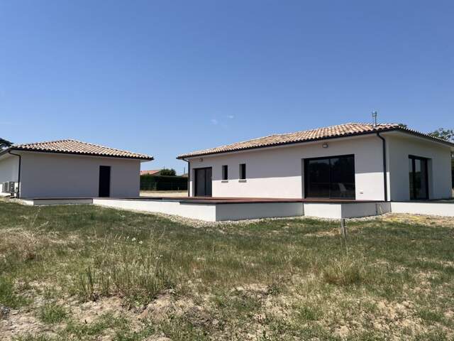 Villa de 4 pièces principales — photo du bien