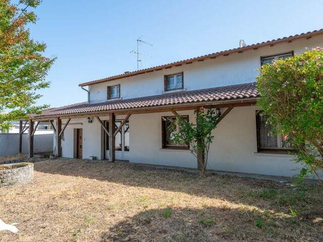 Villa de 5 pièces principales — photo du bien