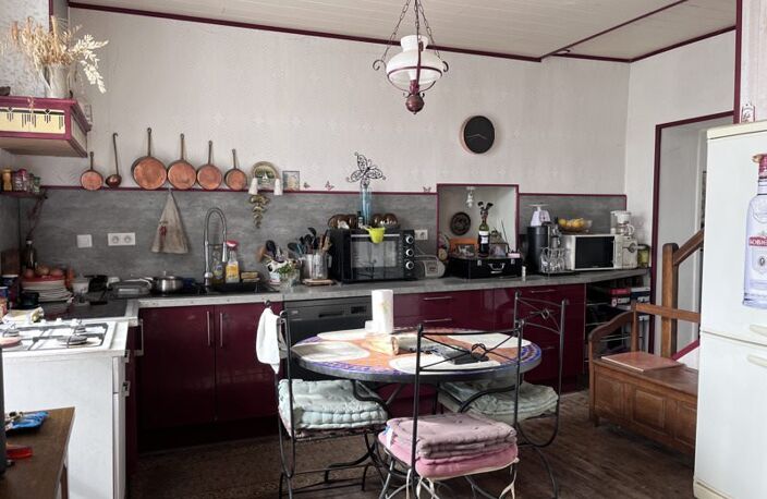 Maison en pierre de 5 pièces principales — photo 4