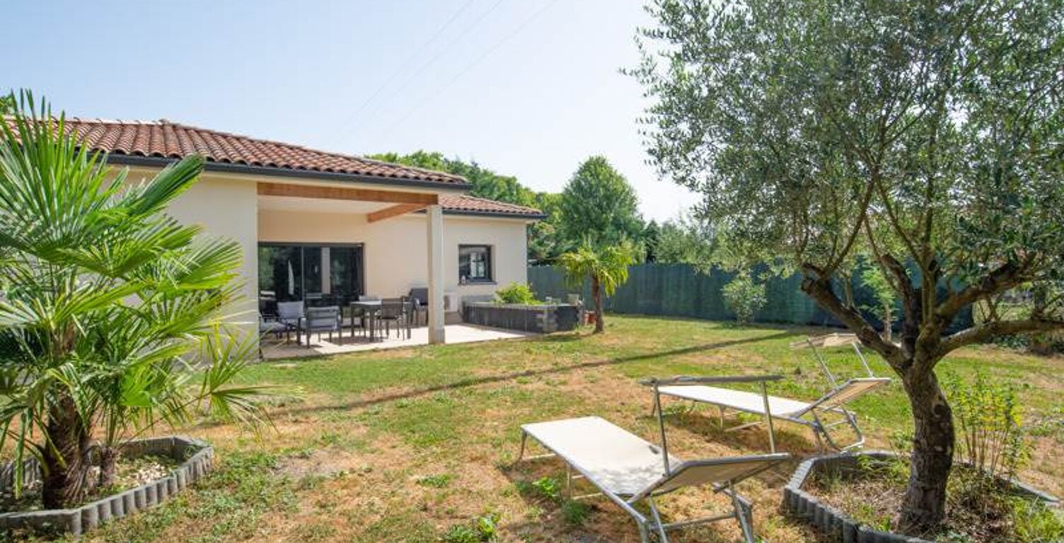 Villa de 4 pièces principales — photo 1