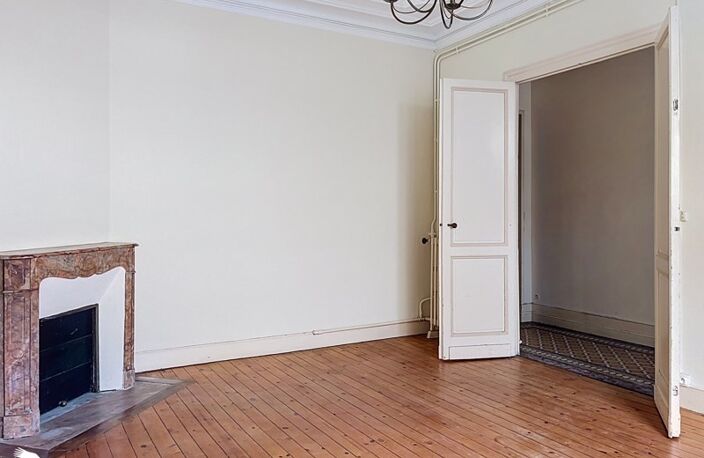 Maison en pierre de 8 pièces principales — photo 3