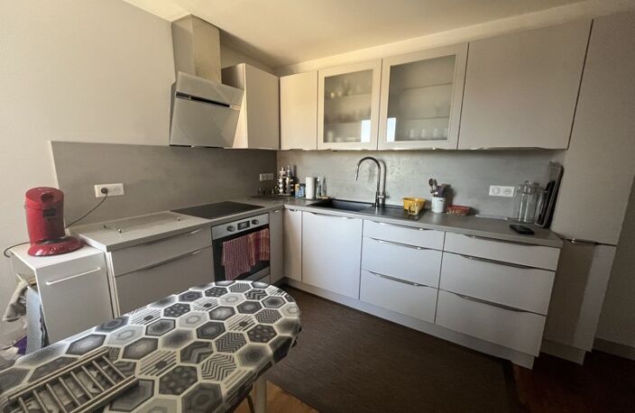 Vente immeuble   La Rochefoucauld-en-Angoumois (16110) — photo 3