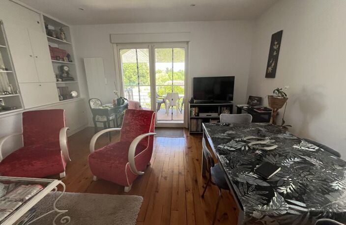 Vente immeuble   La Rochefoucauld-en-Angoumois (16110) — photo 4