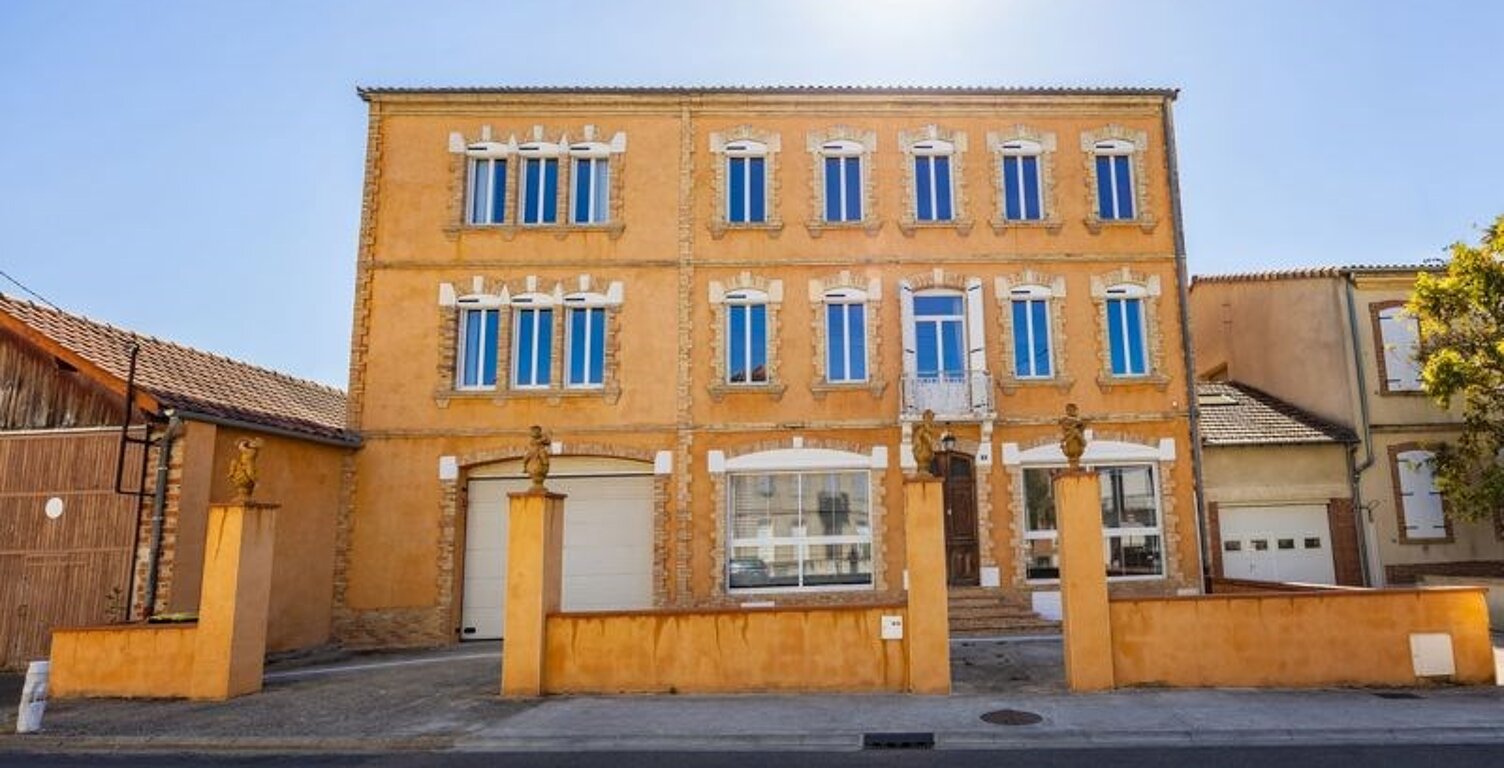 Hôtel Particulier de 17 pièces principales — photo 1