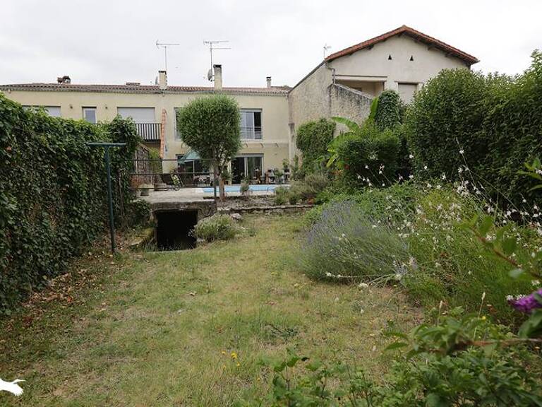 Maison de bourg de 5 pièces principales — photo 1