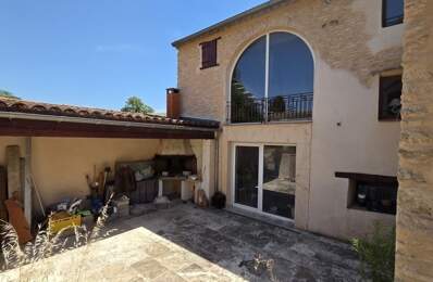 Maison en pierre de 12 pièces principales — photo du bien