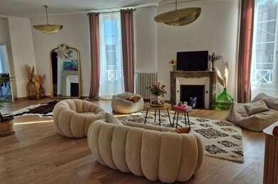 Maison  448392 €