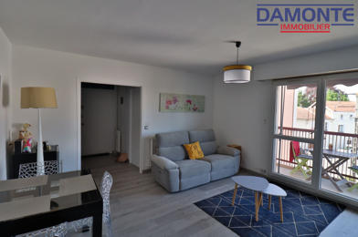 Appartement 4 pièces 780 €