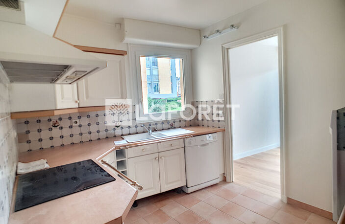 Appartement Evreux 5 pièce(s) 129.80 m2 — photo 2