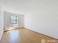 Appartement  Bourgoin-jallieu 4 pièce(s) 83 m2 — photo 3