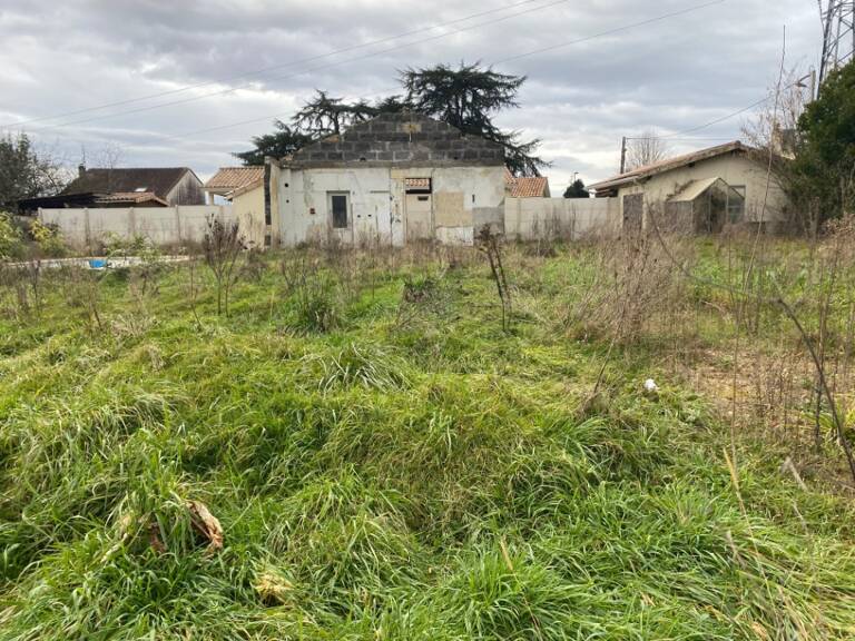 Terrain à bâtir à Montussan (33450) — photo 1