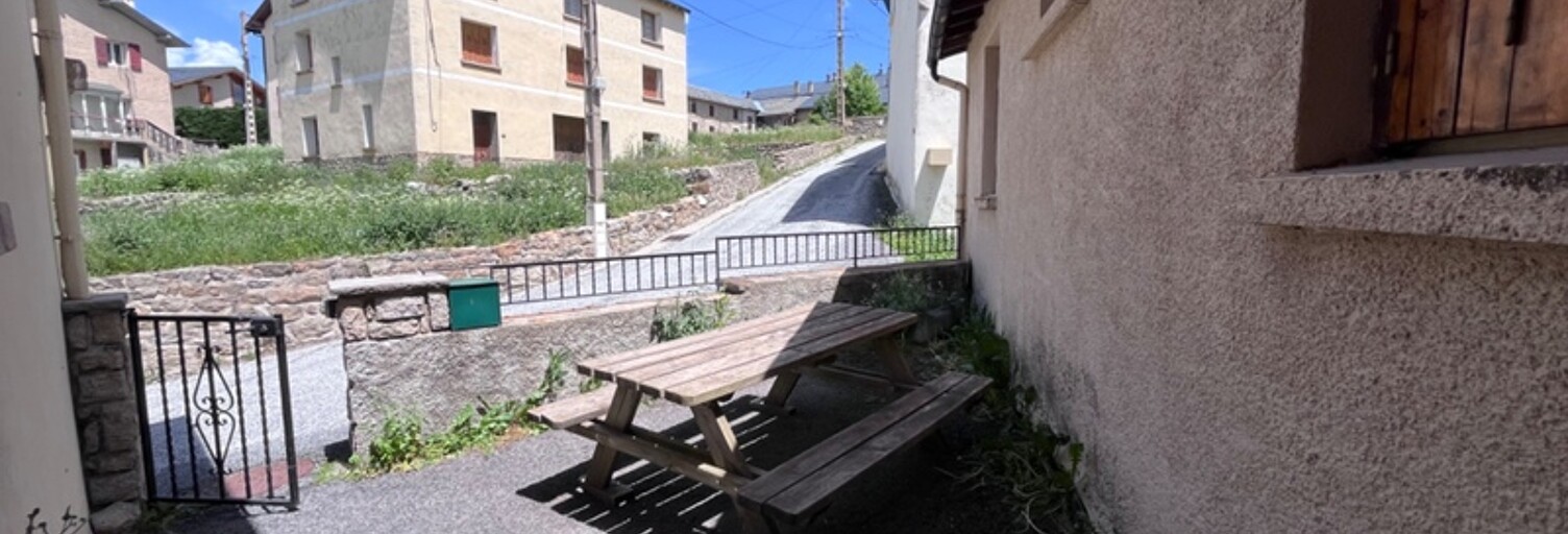 Maison 6 Pièces 147 m² à vendre à La Llagonne (66210)