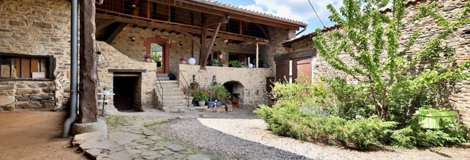 Maison 8 Pièces 220 m² à vendre à Larajasse (69590)