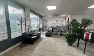 Local industriel  150 m² à louer à Choisy-le-Roi (94600)