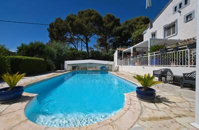 Maison  7 pièces 134 m2 PISCINE / garage / — photo du bien