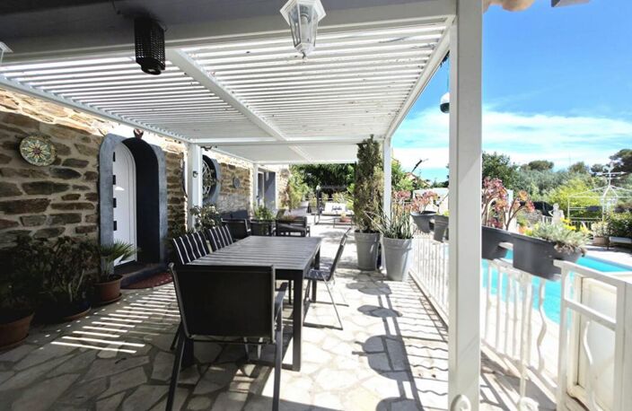 Maison  7 pièces 134 m2 PISCINE / garage / — photo 2